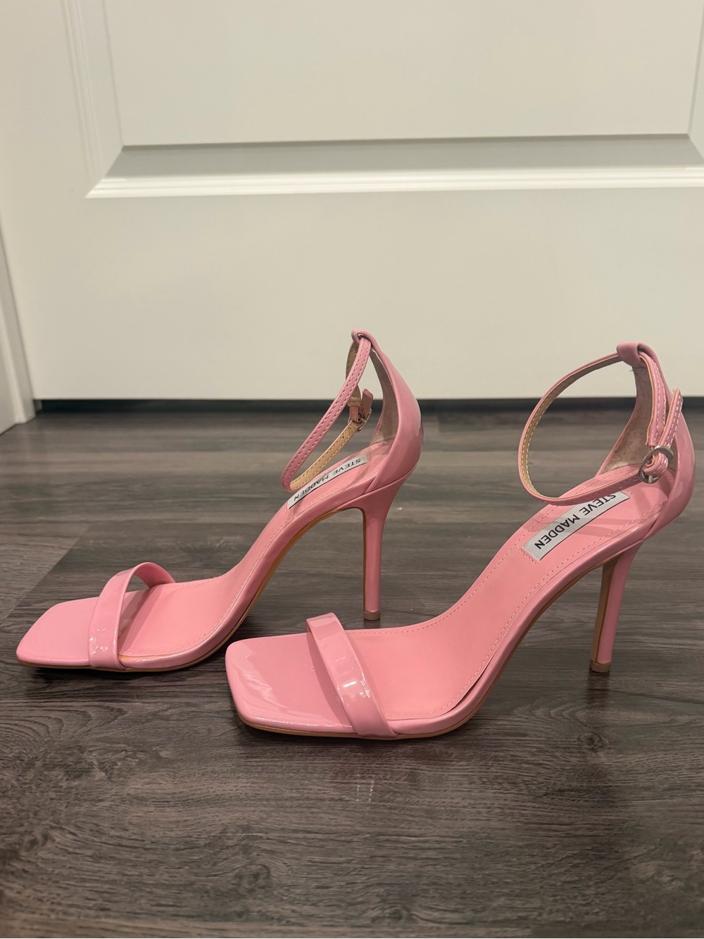 Steve Madden Shaye sandal 8.5 light pink NWOT